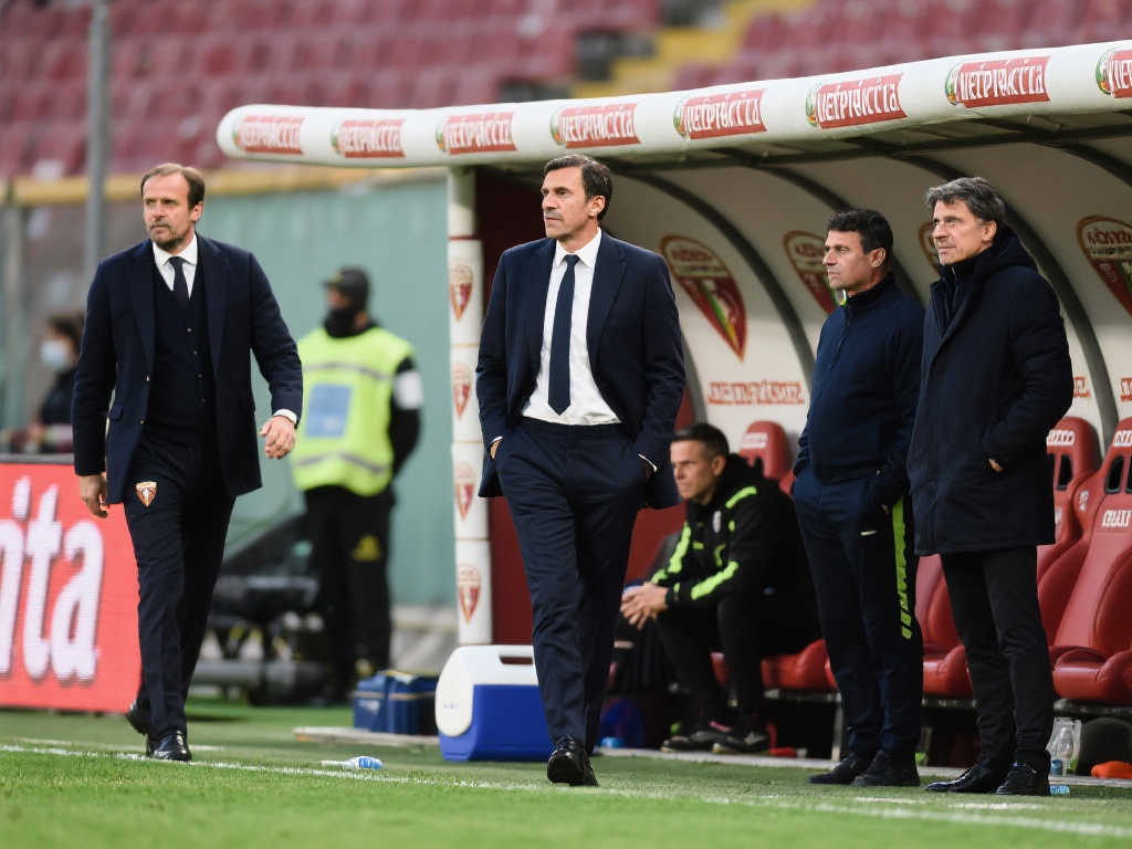 法有异曲同 法有异曲同