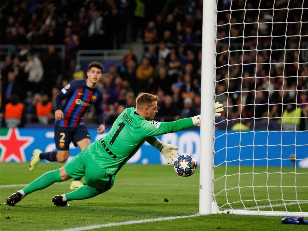 还让球迷们 还让球迷们